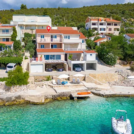 Apartment Amazing In With House Sea View *