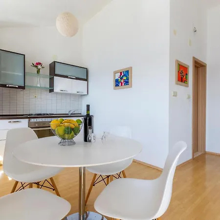 Amazing In With House Sea View