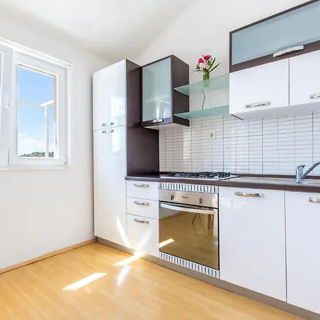 Apartment Amazing In With House Sea View Vinisce